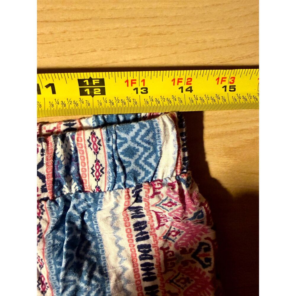 light thin patterned shorts - Picture 4 of 5